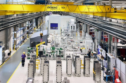 Siemens, Air Liquide begin production at GW-scale electrolyzer factory in Berlin
