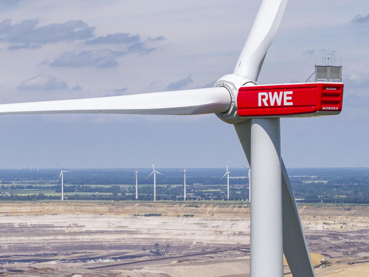 RWE boosts green investments to €55 billion