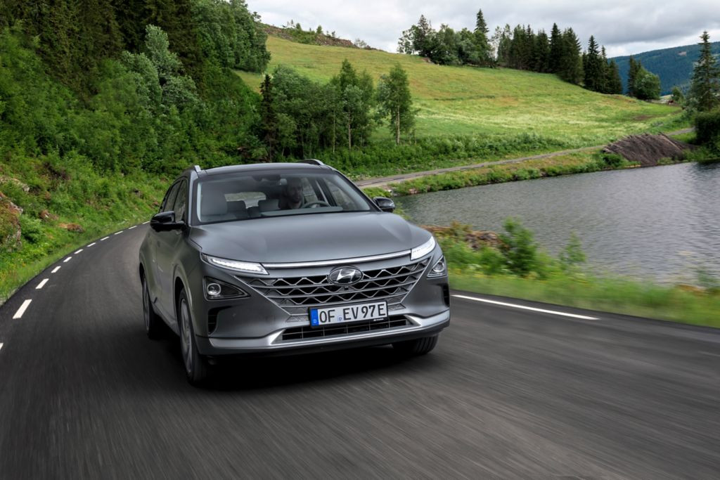 Hyundai Motor bets big on hydrogen fuel cells, closes acquision from affiliate Hyundai Mobis